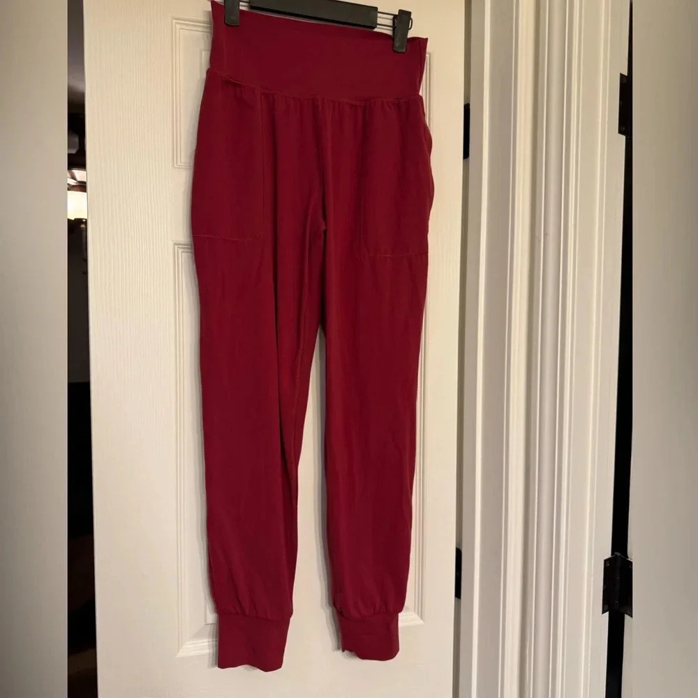 Women's Red Athleta Salutation Joggers